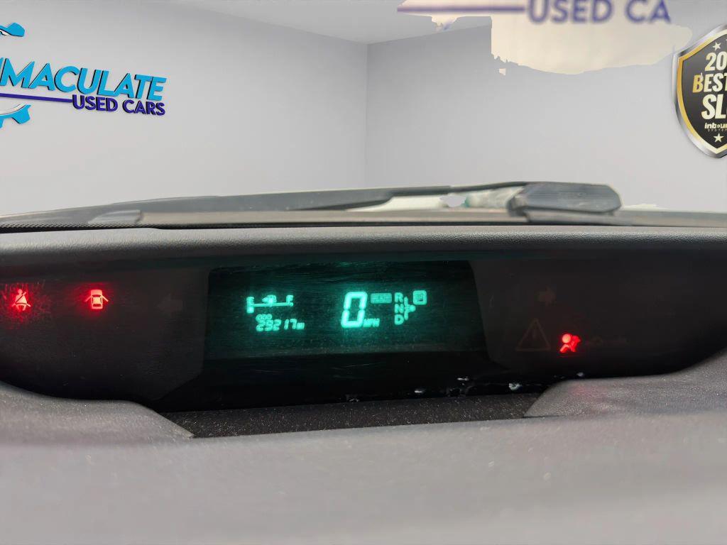 used 2005 Toyota Prius car, priced at $10,995