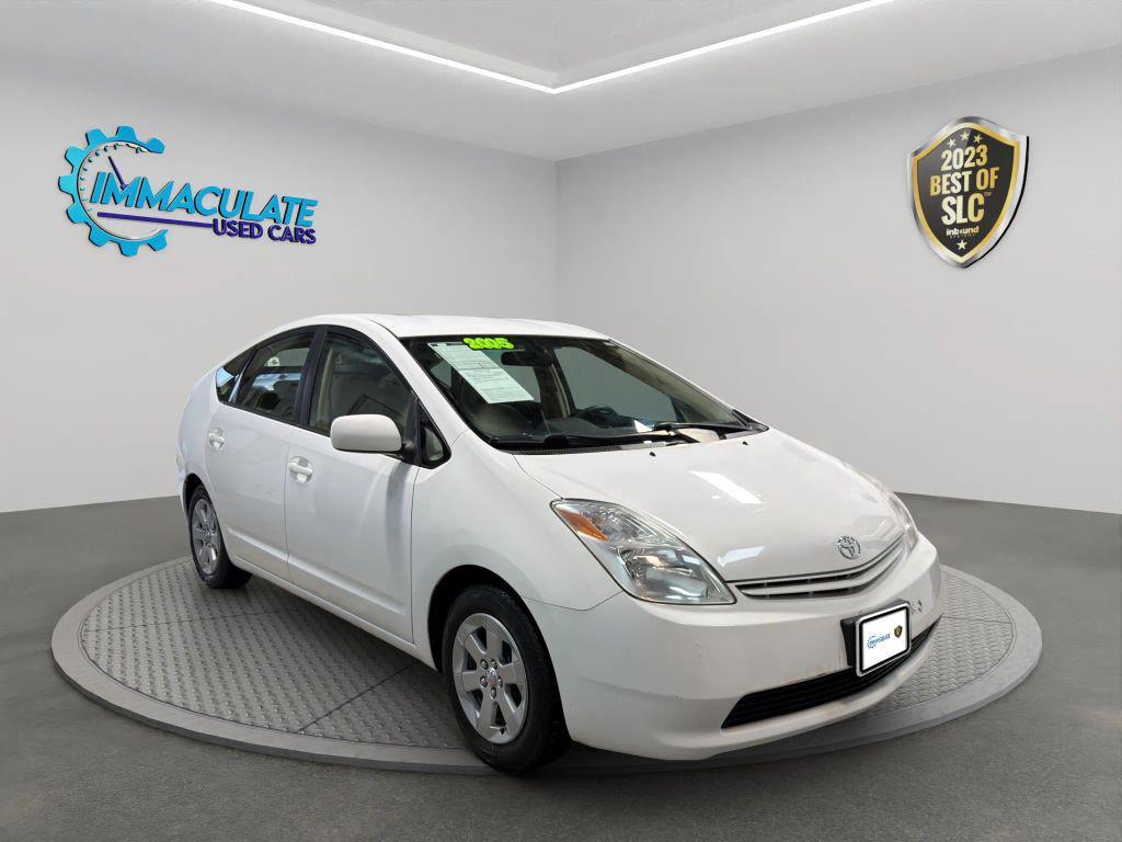 used 2005 Toyota Prius car, priced at $10,995