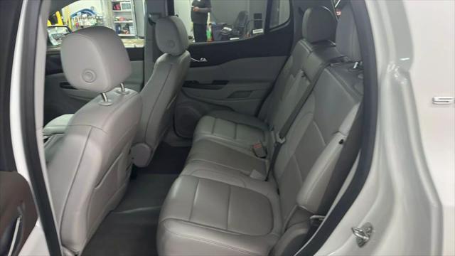 used 2023 GMC Acadia car, priced at $28,811