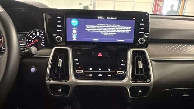 used 2022 Kia Sorento car, priced at $31,335