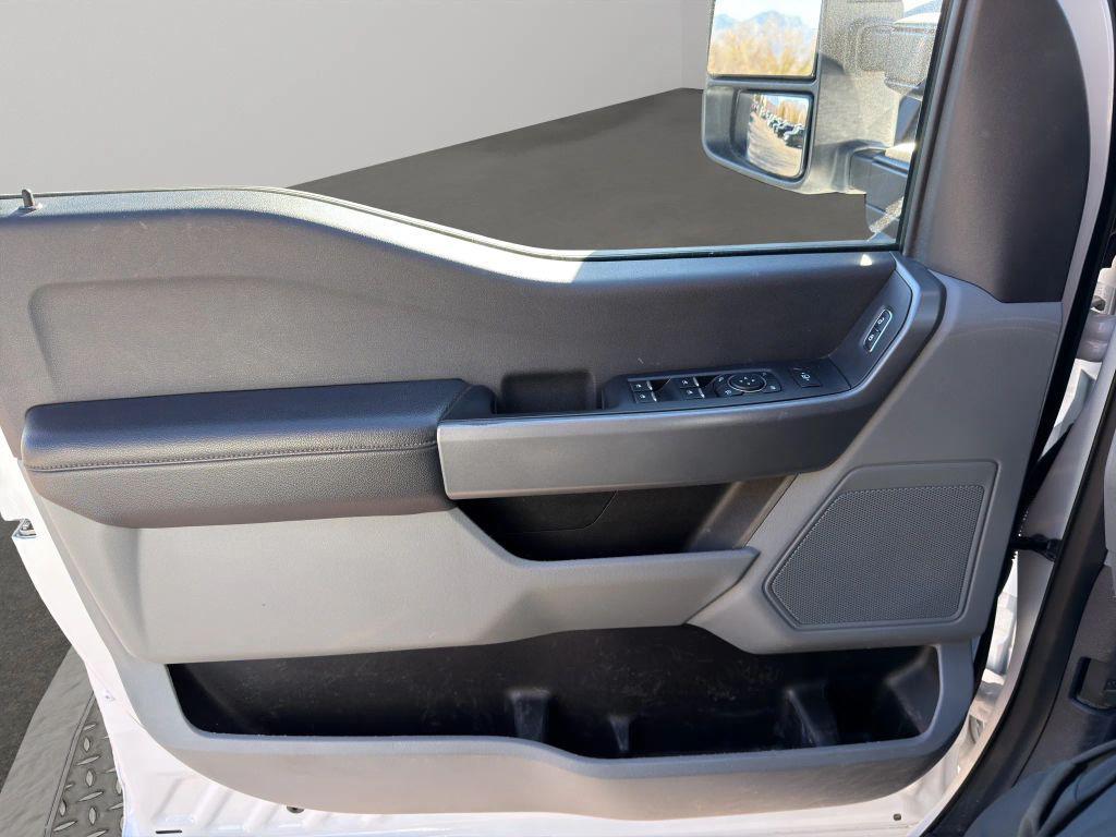 used 2024 Ford F-250 car