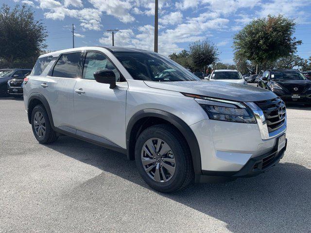 new 2025 Nissan Pathfinder car, priced at $36,835