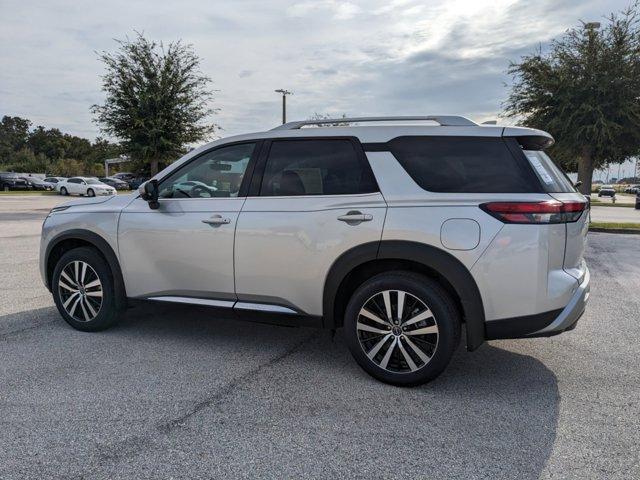 new 2024 Nissan Pathfinder car, priced at $49,916