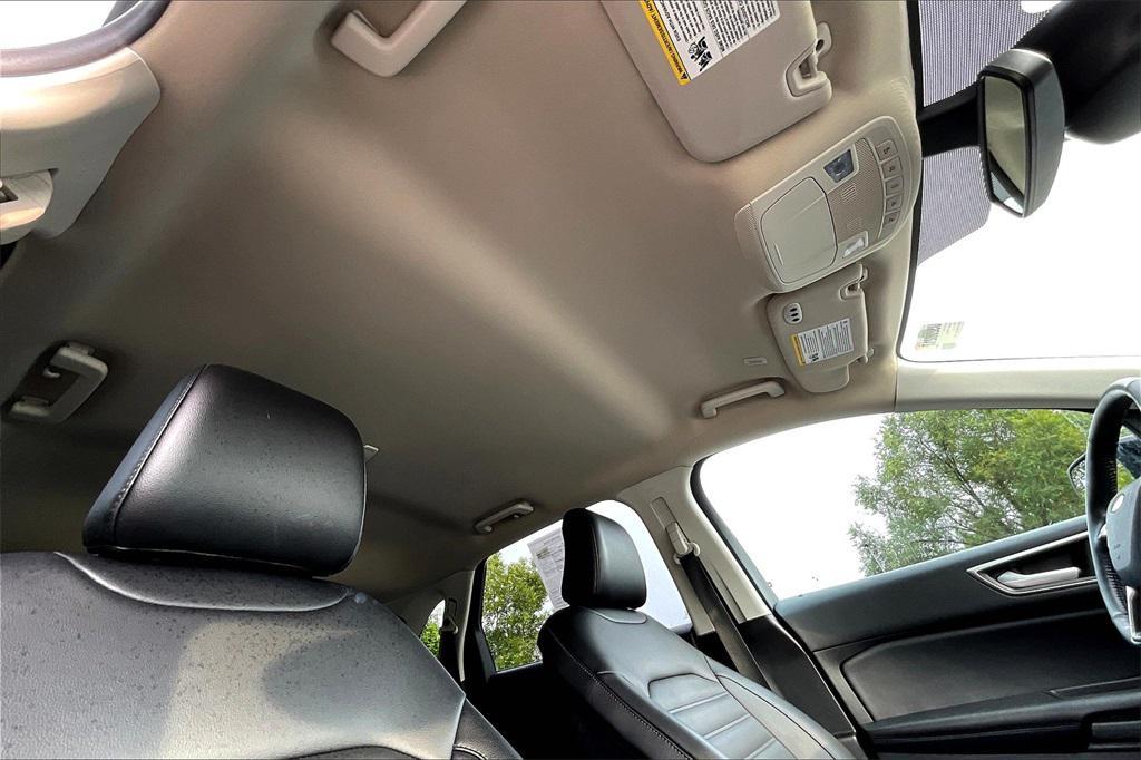 used 2021 Ford Edge car, priced at $22,300