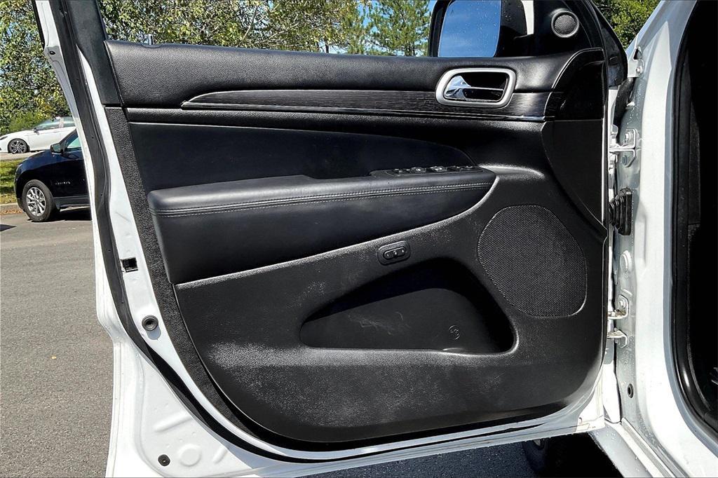 used 2018 Jeep Grand Cherokee car, priced at $21,900