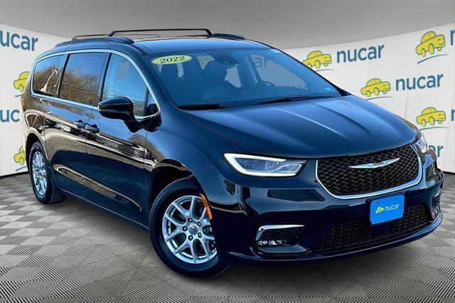 used 2022 Chrysler Pacifica car, priced at $23,394