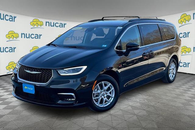 used 2022 Chrysler Pacifica car, priced at $23,394