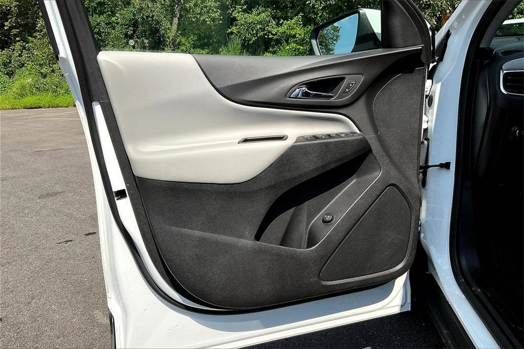 used 2023 Chevrolet Equinox car, priced at $23,750