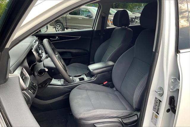 used 2016 Kia Sorento car, priced at $12,998
