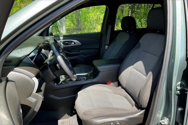 used 2022 Chevrolet Traverse car, priced at $30,997