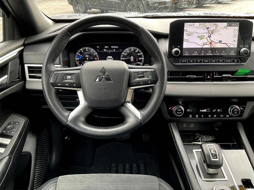 used 2023 Mitsubishi Outlander car, priced at $23,588