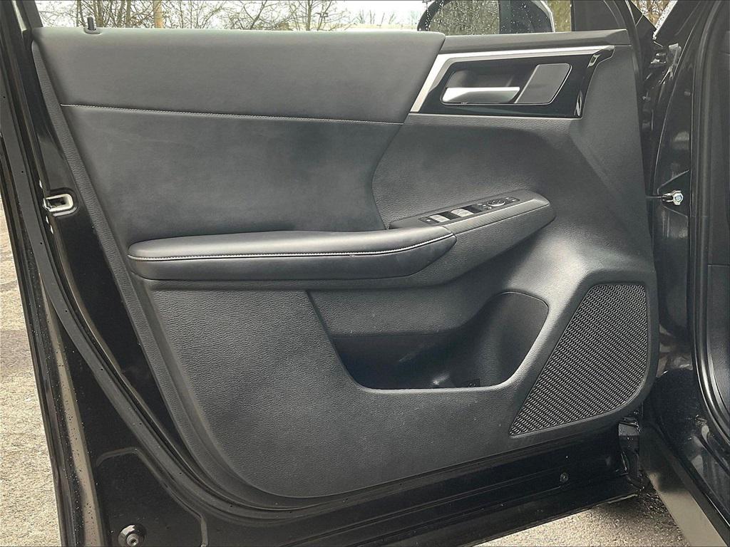 used 2023 Mitsubishi Outlander car, priced at $23,588