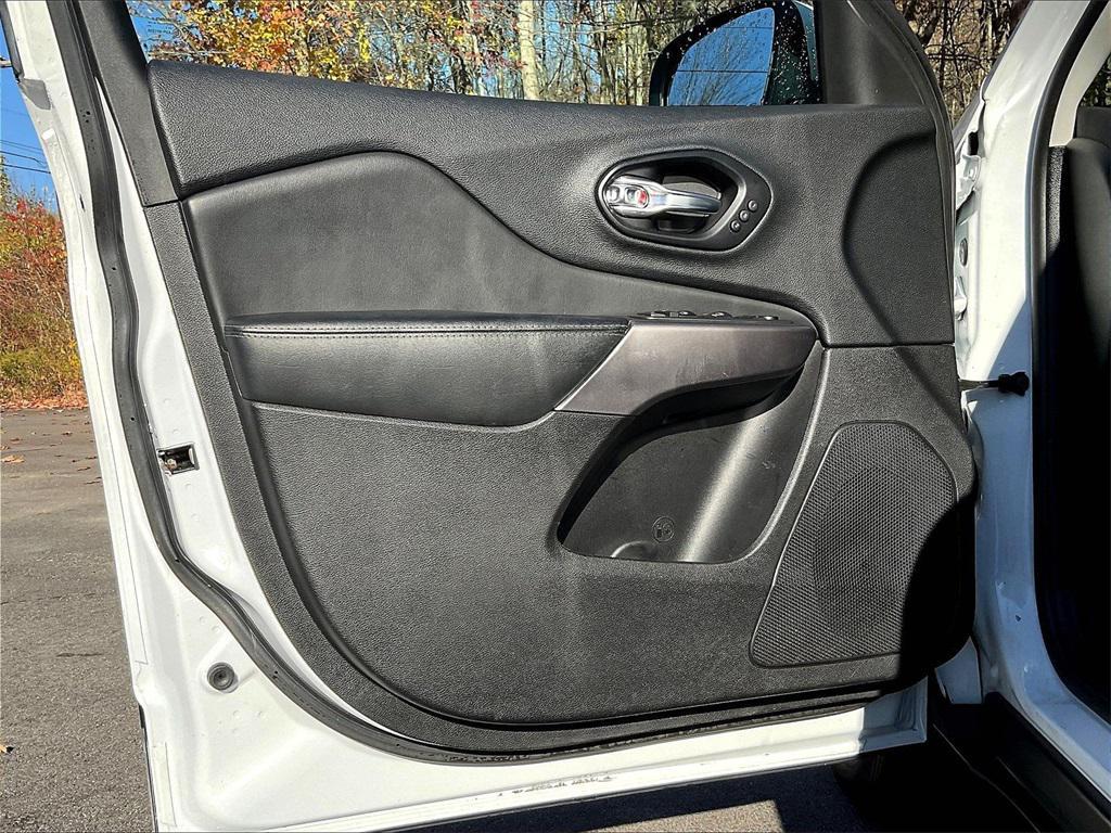 used 2021 Jeep Cherokee car, priced at $23,688