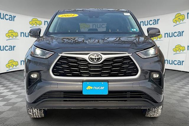 used 2021 Toyota Highlander car, priced at $28,259