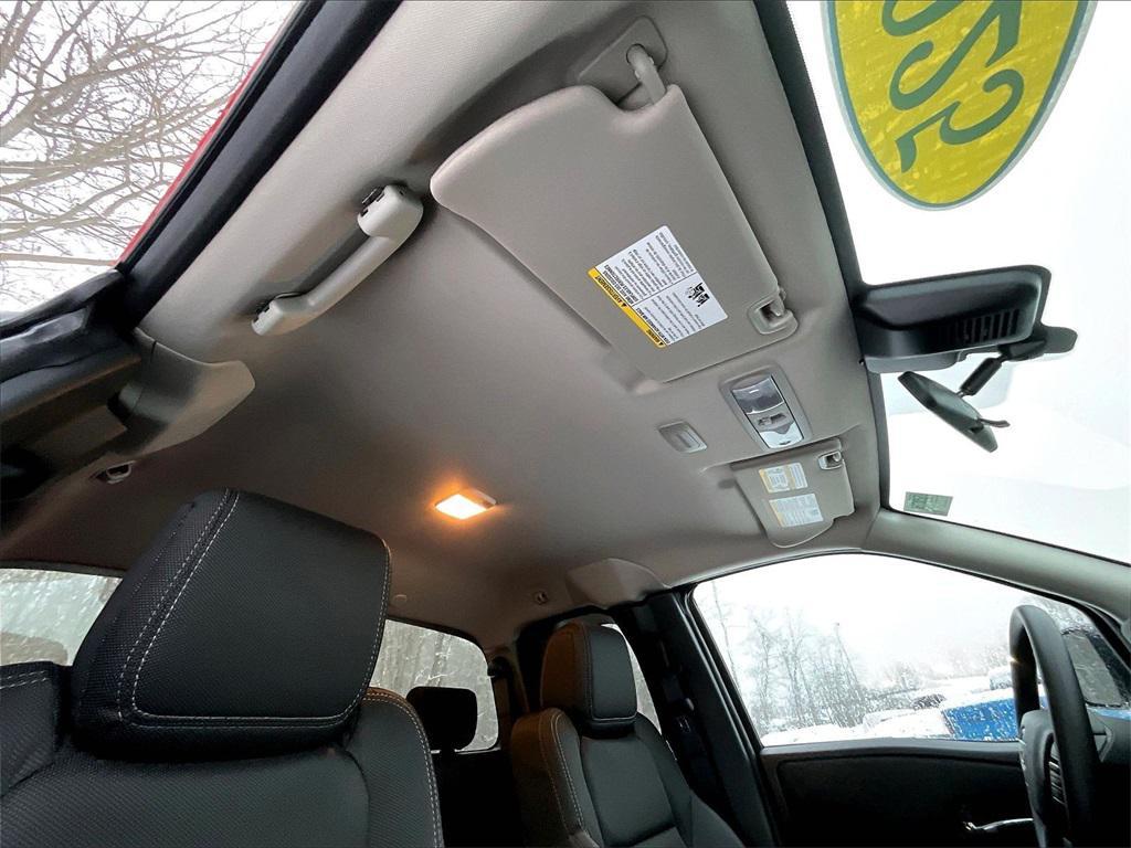 used 2025 Nissan Frontier car, priced at $31,900