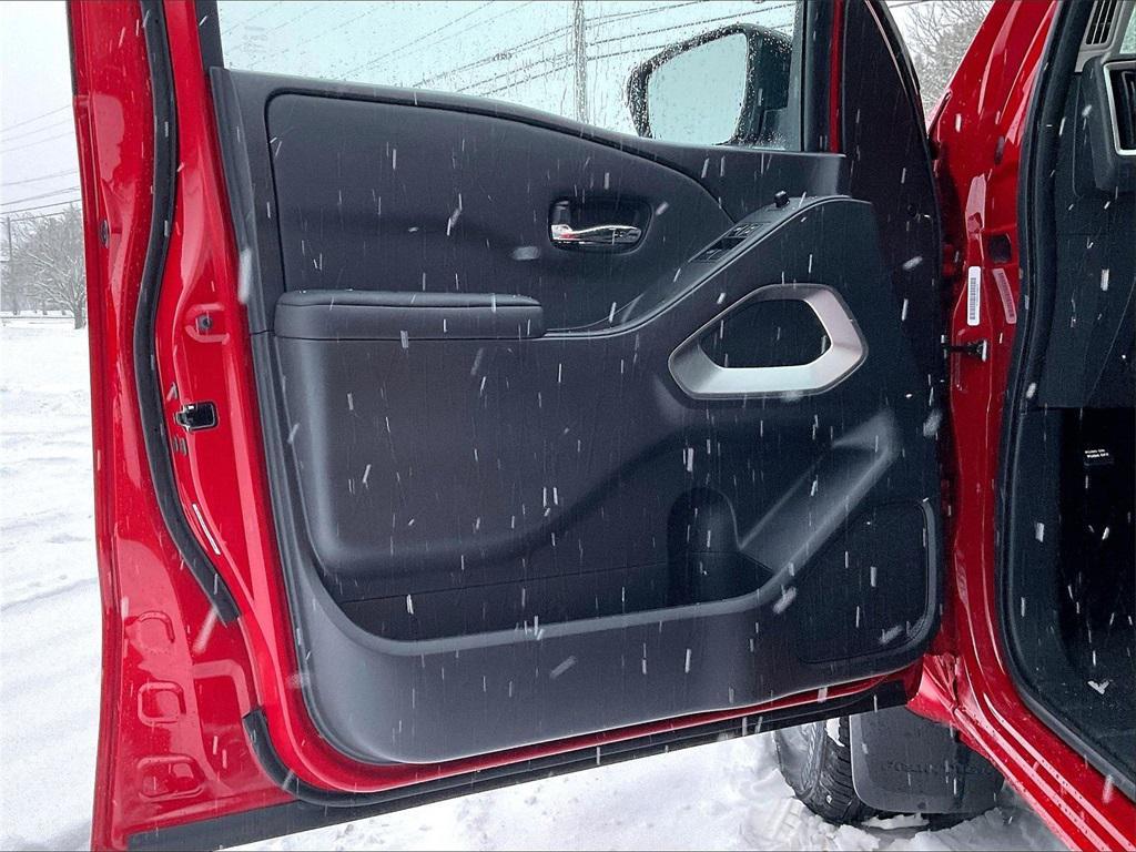 used 2025 Nissan Frontier car, priced at $31,900