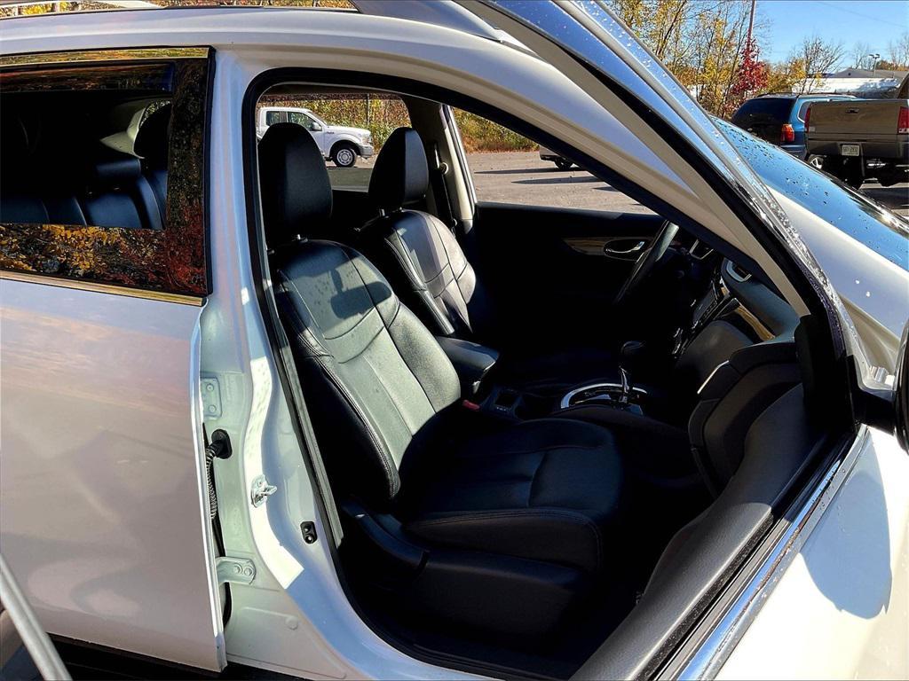 used 2016 Nissan Rogue car, priced at $16,900