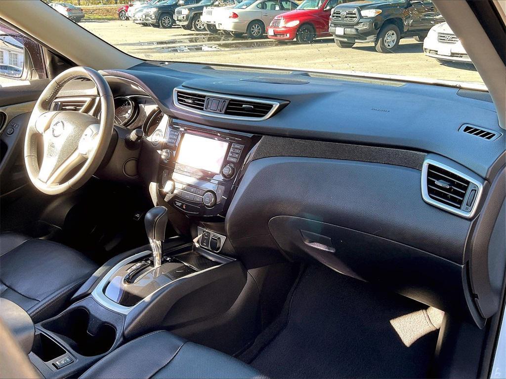 used 2016 Nissan Rogue car, priced at $16,900