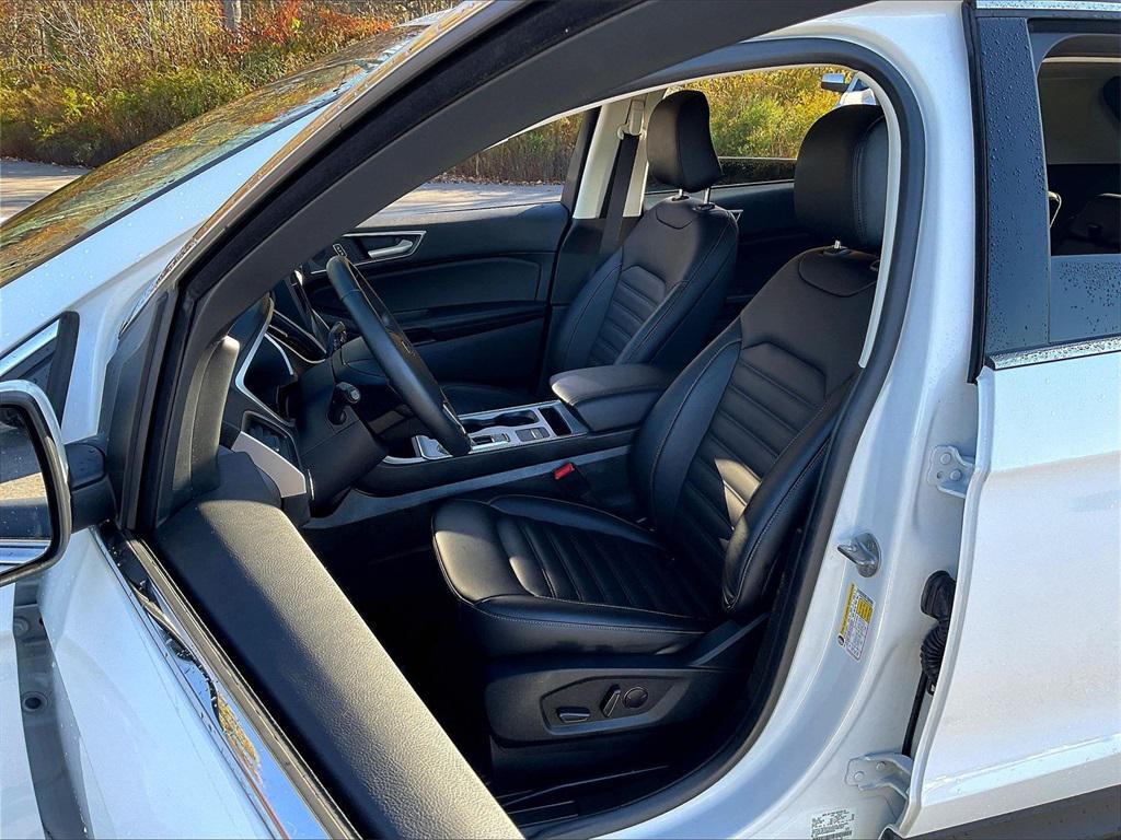 used 2021 Ford Edge car, priced at $19,998