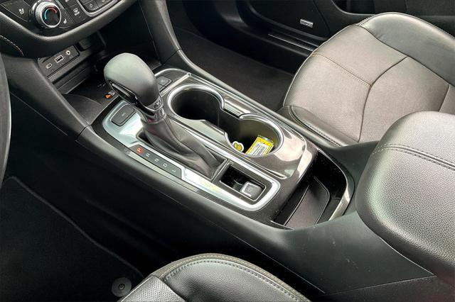 used 2022 Chevrolet Equinox car, priced at $26,400