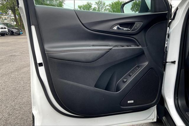 used 2022 Chevrolet Equinox car, priced at $26,400
