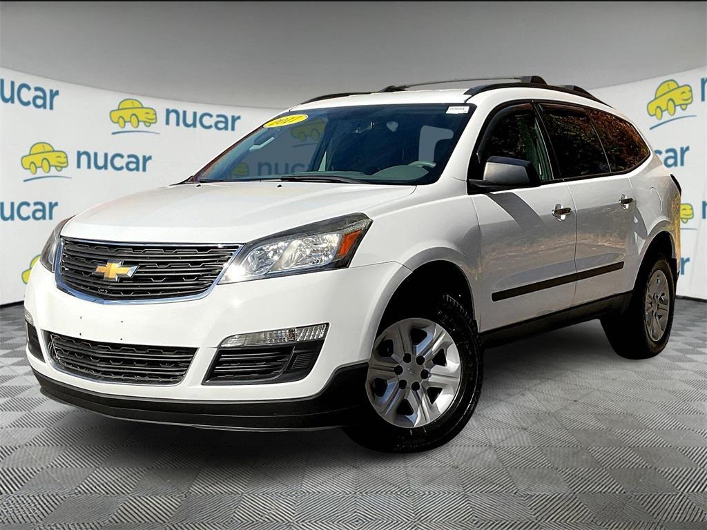 used 2017 Chevrolet Traverse car, priced at $13,500