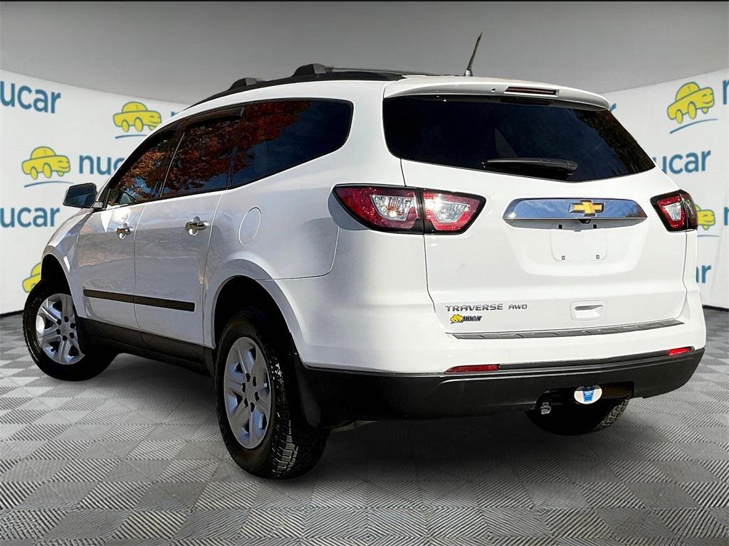 used 2017 Chevrolet Traverse car, priced at $13,500