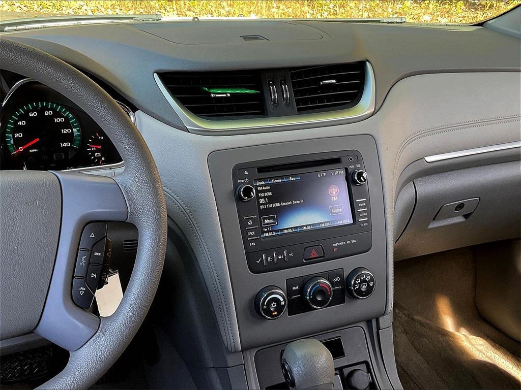 used 2017 Chevrolet Traverse car, priced at $13,500