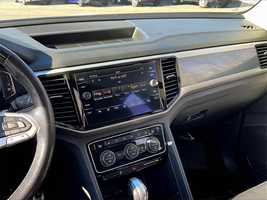 used 2021 Volkswagen Atlas car, priced at $26,599