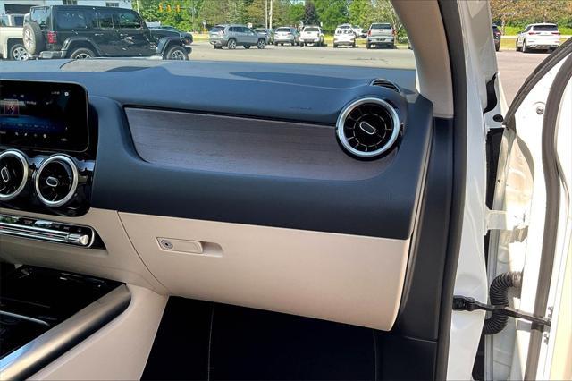 used 2021 Mercedes-Benz GLA 250 car, priced at $26,500