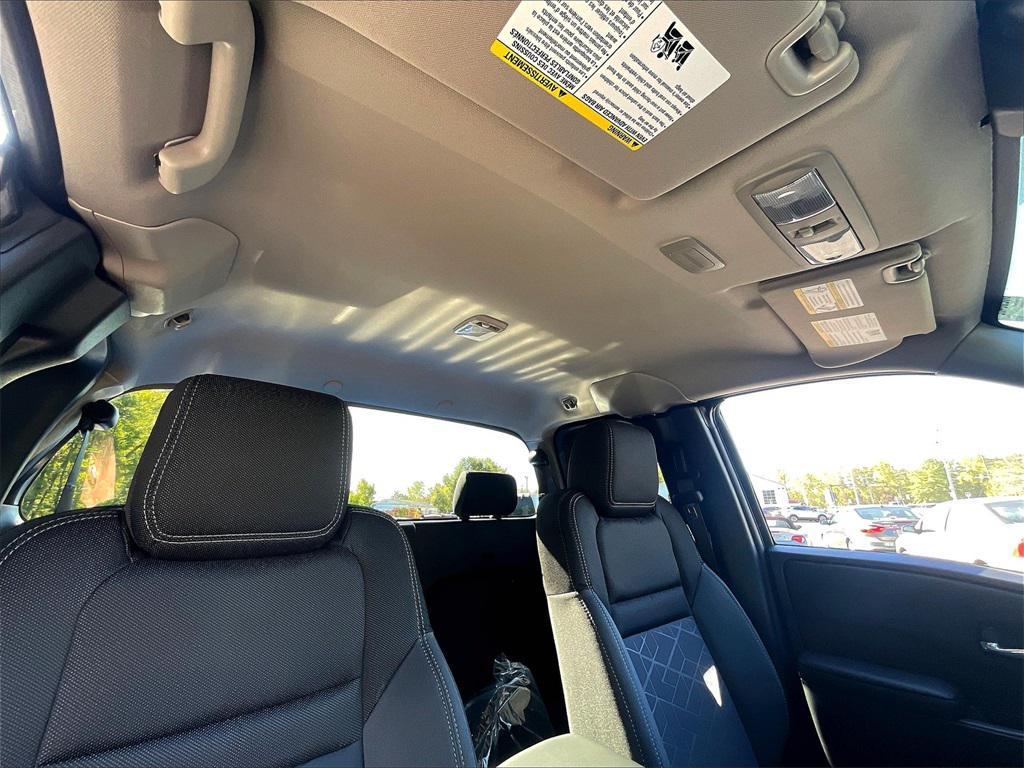 used 2025 Nissan Frontier car, priced at $31,300