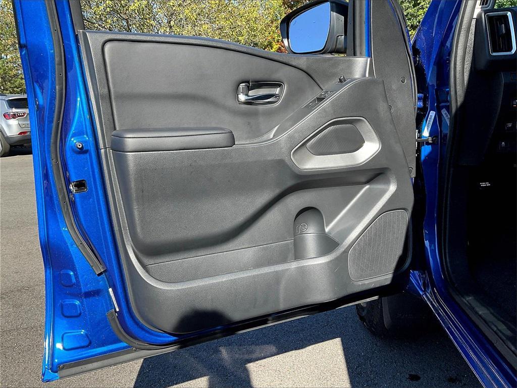used 2025 Nissan Frontier car, priced at $31,300