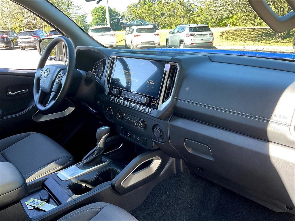 used 2025 Nissan Frontier car, priced at $31,300