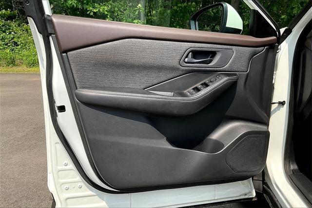 used 2021 Nissan Rogue car, priced at $22,998