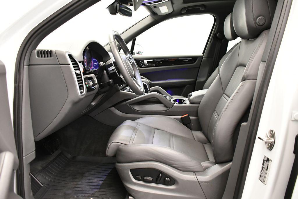 used 2023 Porsche Cayenne car, priced at $68,790
