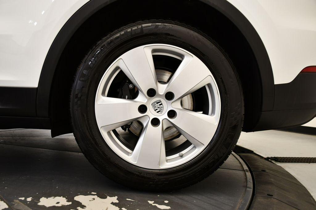 used 2023 Porsche Cayenne car, priced at $68,790