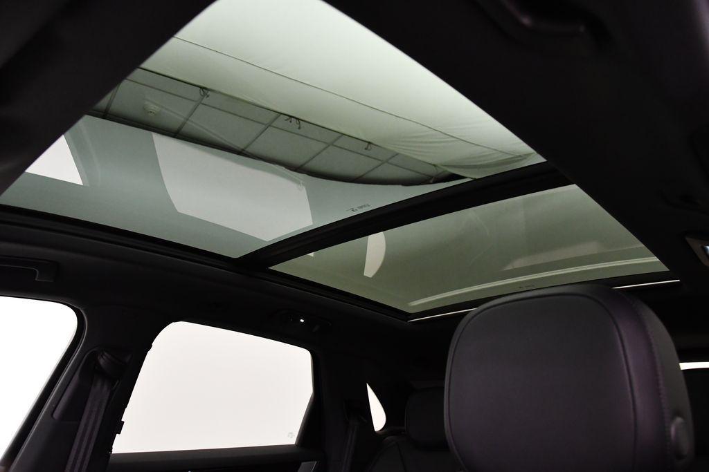 new 2025 Porsche Cayenne car, priced at $103,355