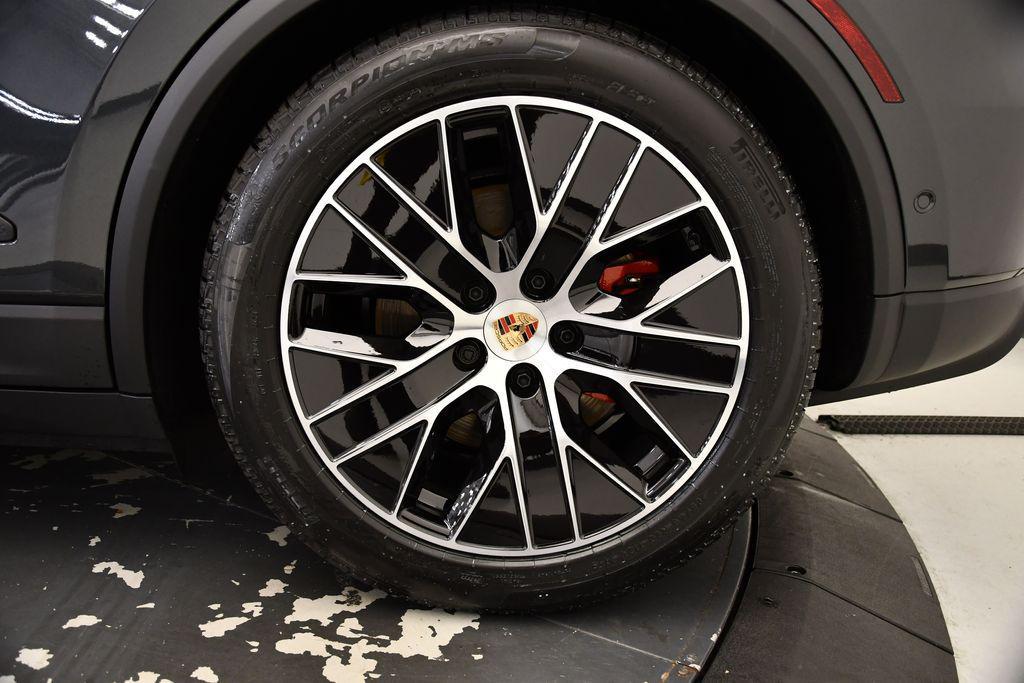new 2025 Porsche Macan car, priced at $98,295