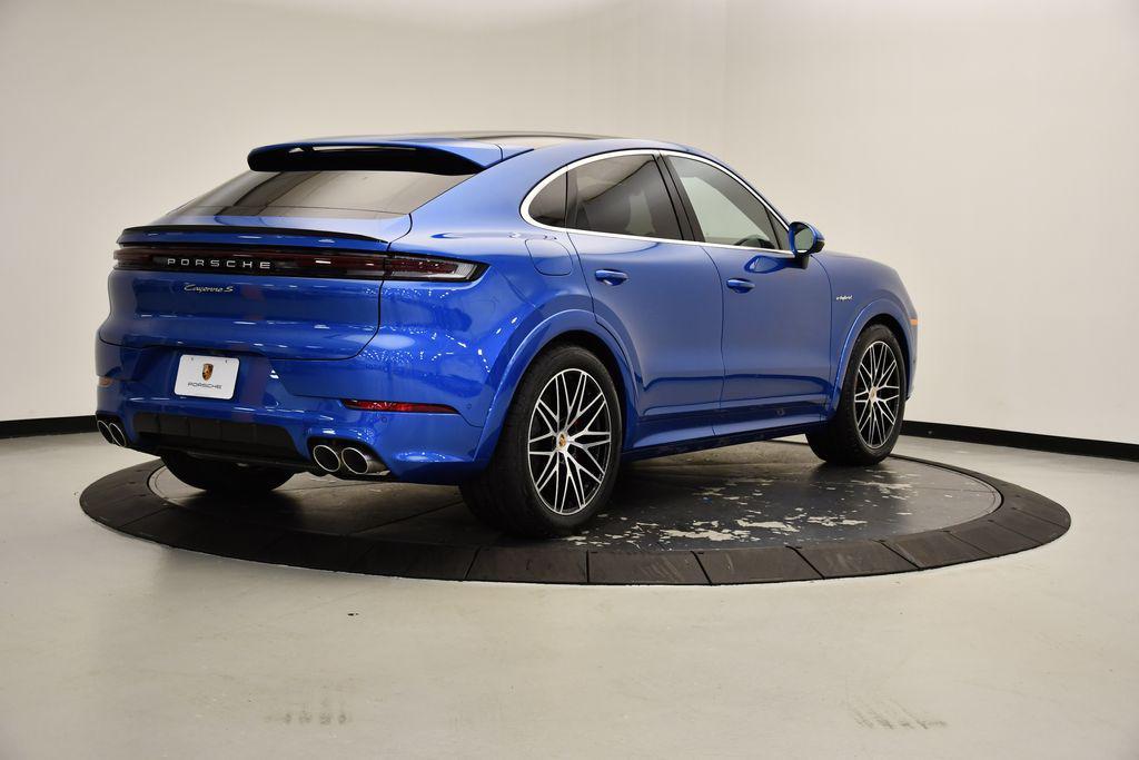 new 2025 Porsche Cayenne car, priced at $145,475