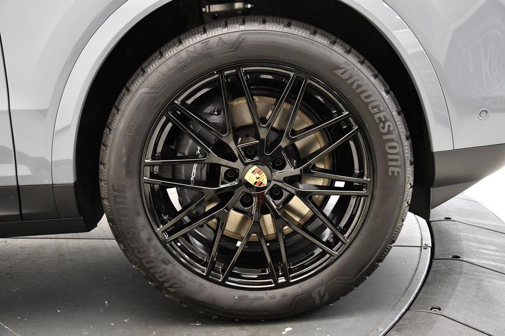 used 2024 Porsche Cayenne car, priced at $89,807