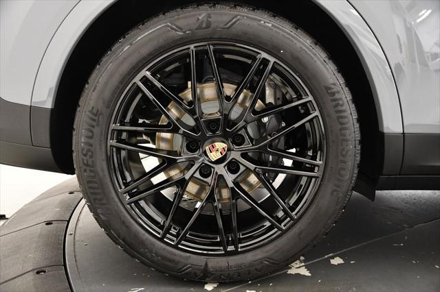 used 2025 Porsche Cayenne car, priced at $95,790