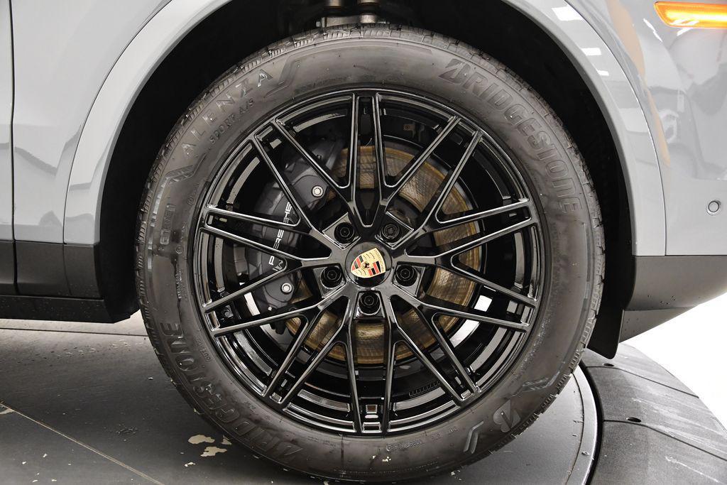 used 2025 Porsche Cayenne car, priced at $91,640