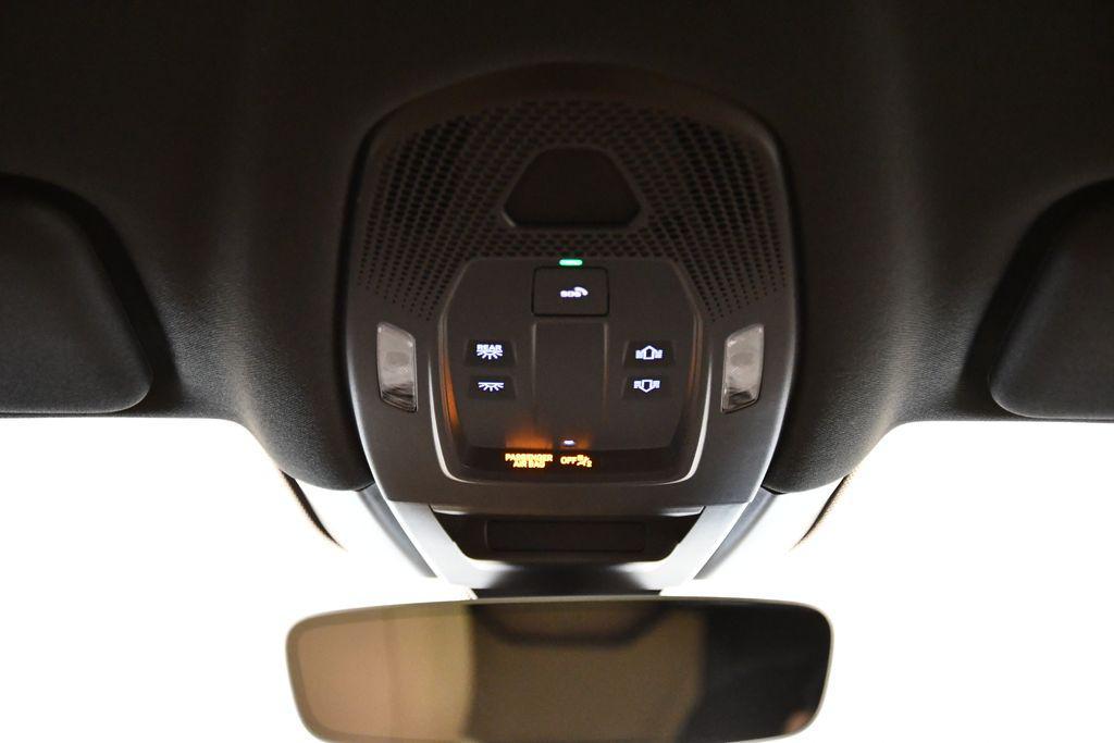 used 2025 Porsche Cayenne car, priced at $92,890