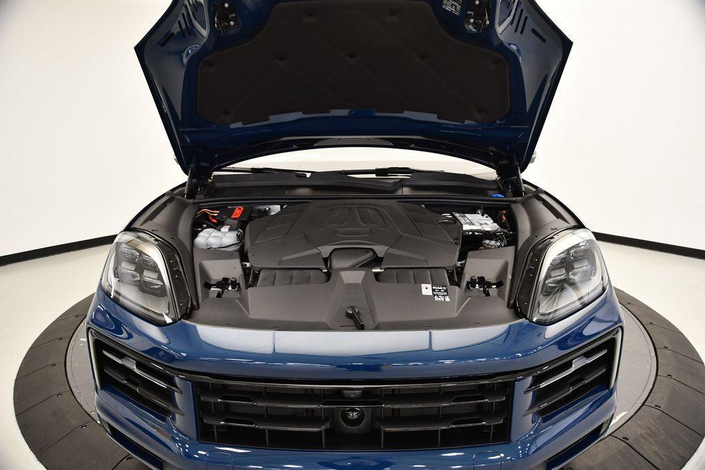 new 2025 Porsche Cayenne car, priced at $106,355