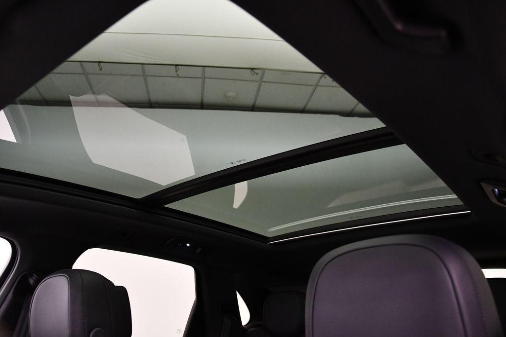 new 2025 Porsche Cayenne car, priced at $106,355
