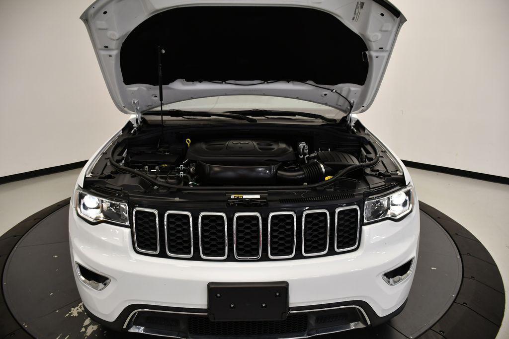 used 2021 Jeep Grand Cherokee car, priced at $25,990