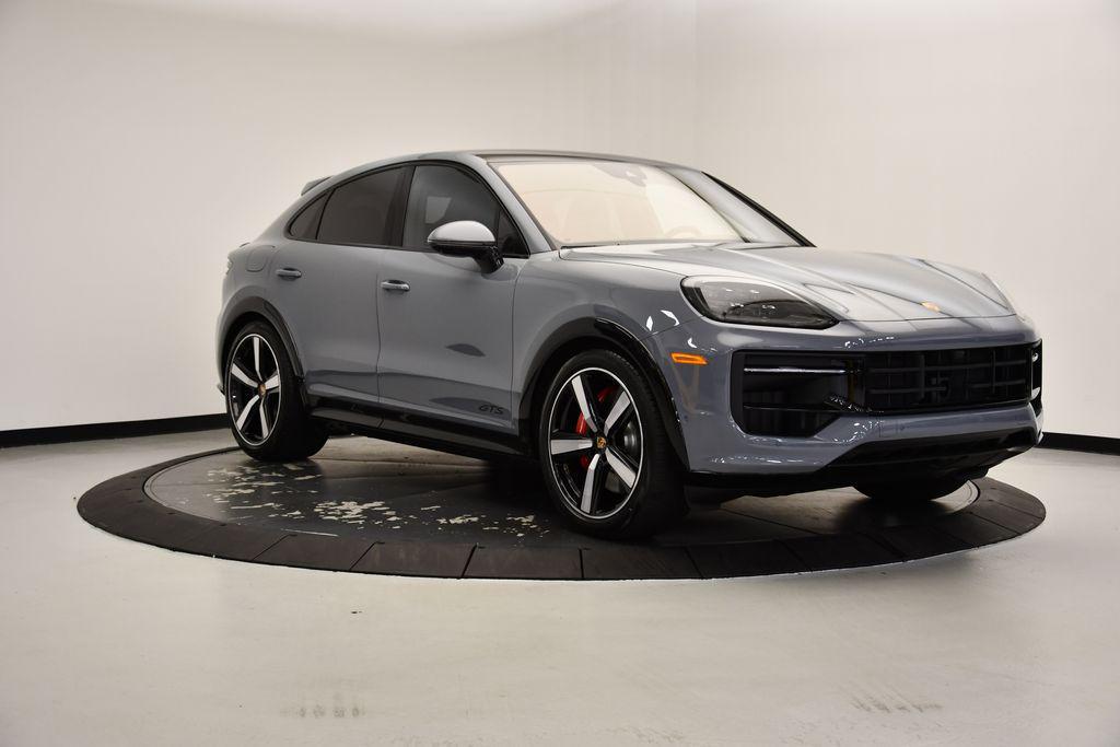 new 2025 Porsche Cayenne car, priced at $166,615