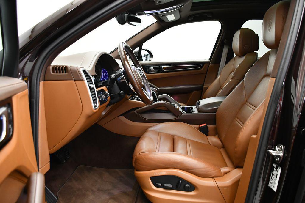 used 2023 Porsche Cayenne car, priced at $69,790