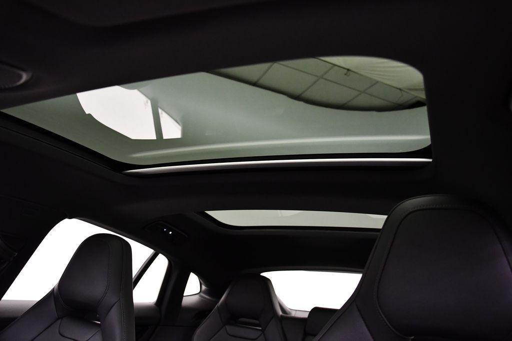 new 2025 Porsche Panamera car, priced at $128,325