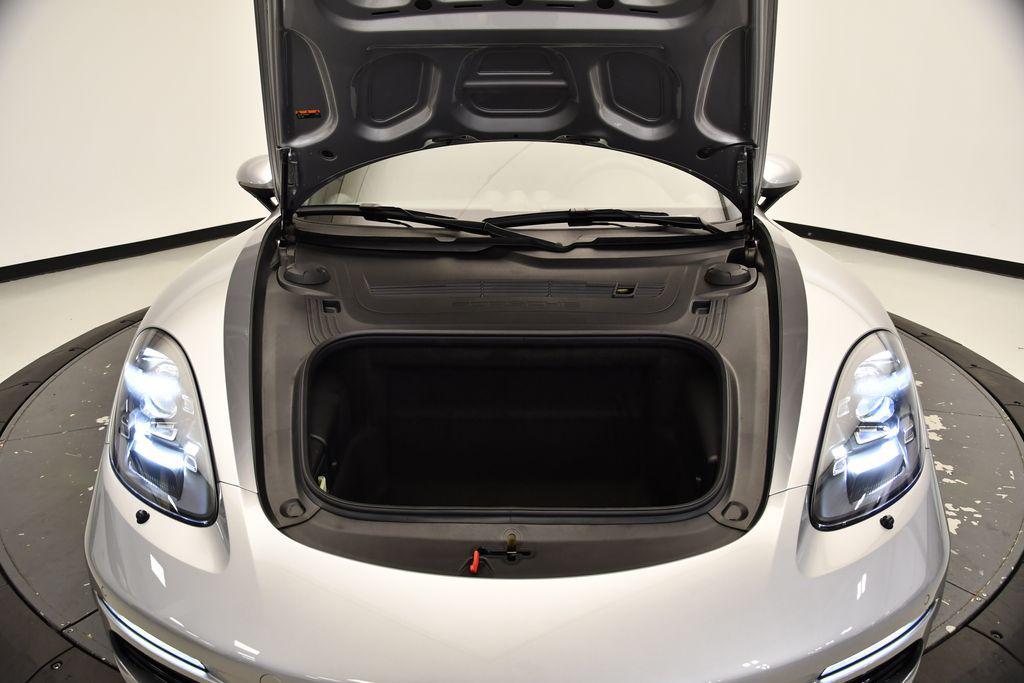 new 2025 Porsche 718 Boxster car, priced at $95,945